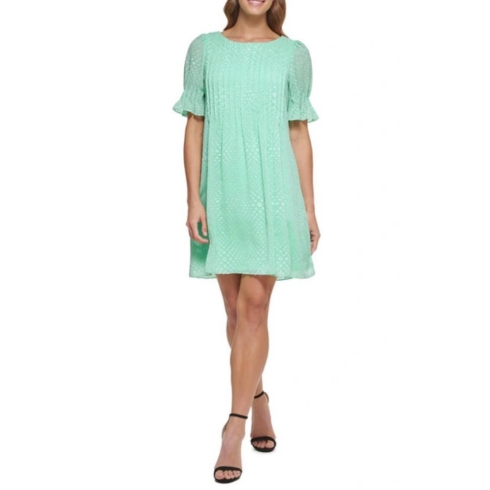 DKNY Mint Green Swiss Dot Pintuck Shift Dress. Size 2